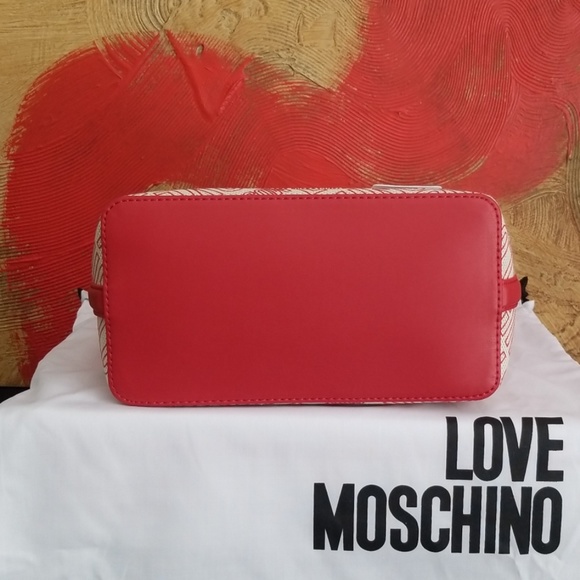 ❤LOVE MOSCHINO LOGO SATCHEL - Picture 7 of 8